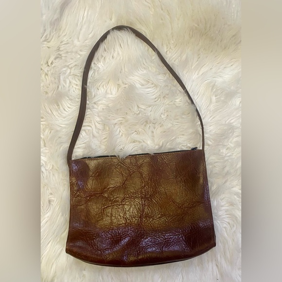 Two Bar West Leather shoulder Handbag Gently Used - Picture 3 of 3